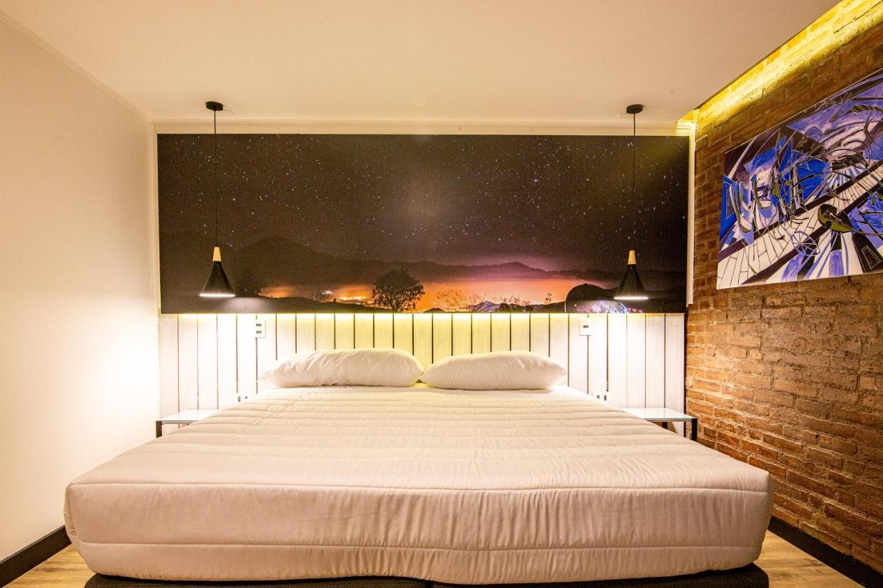 Hostal Boutique Black Cat Сантьяго Екстер'єр фото
